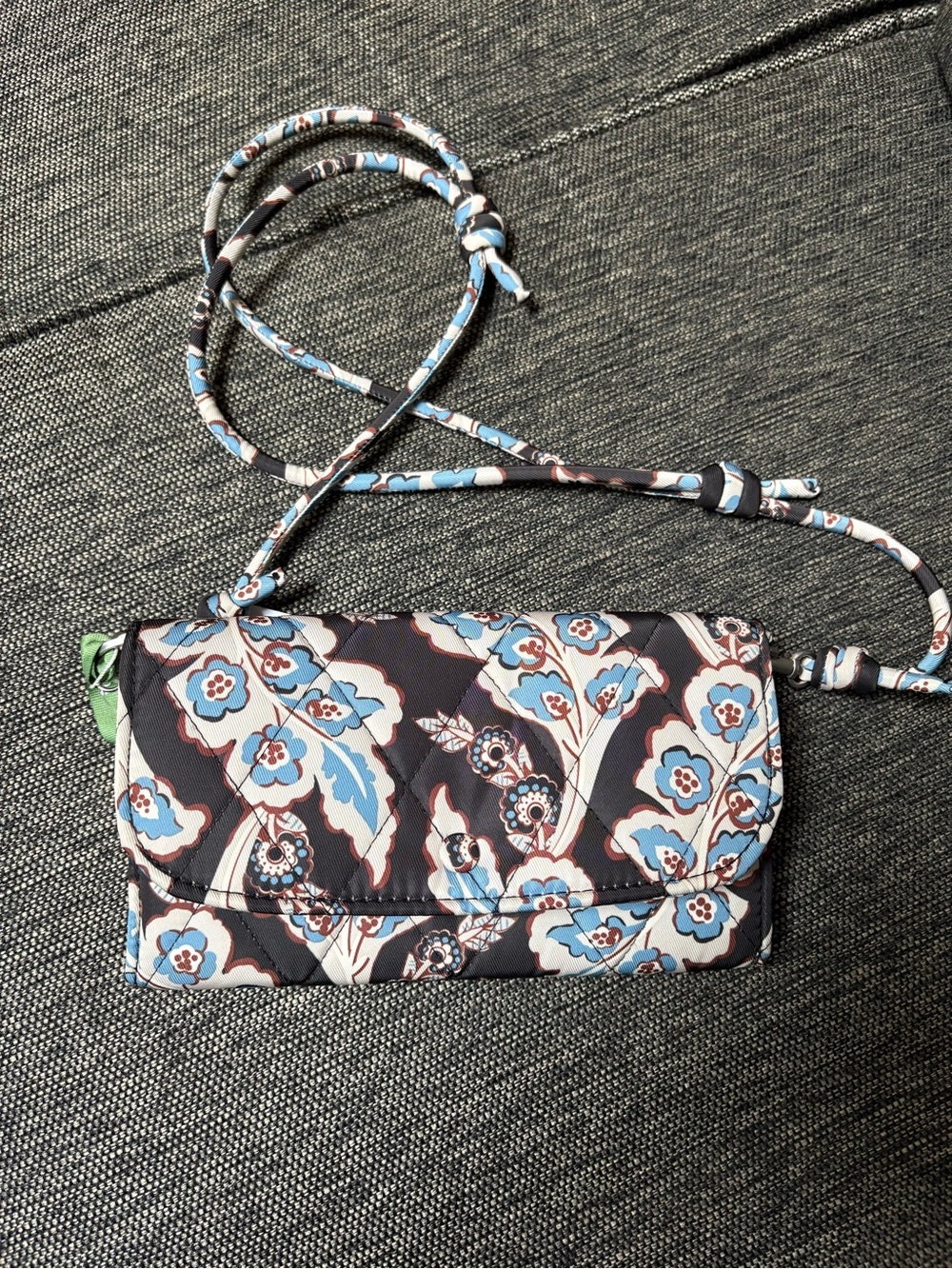 NWT Vera Bradley Wildwood Wallet Crossbody